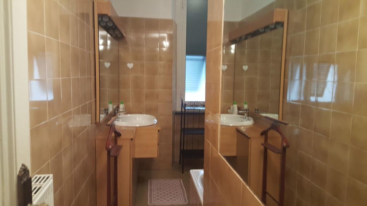 Casa Eugenio Montale Bed & Breakfast Genova