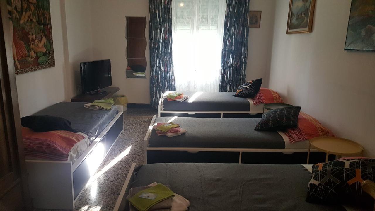 Casa Eugenio Montale Bed & Breakfast Genova